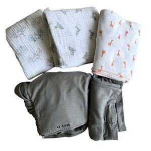 Lot of 4 JJ Cole Agility Baby Travel Wrap Aden + Anais Infant Cotton Swaddles